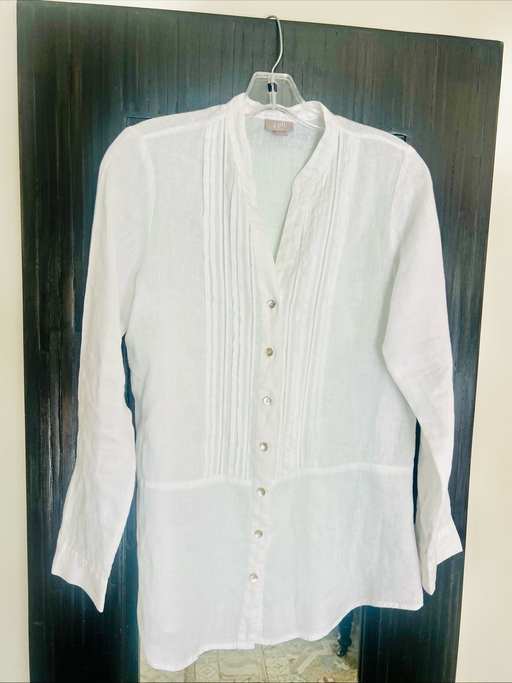J Jill White 100% Linen Pintuck Button-Front Tunic